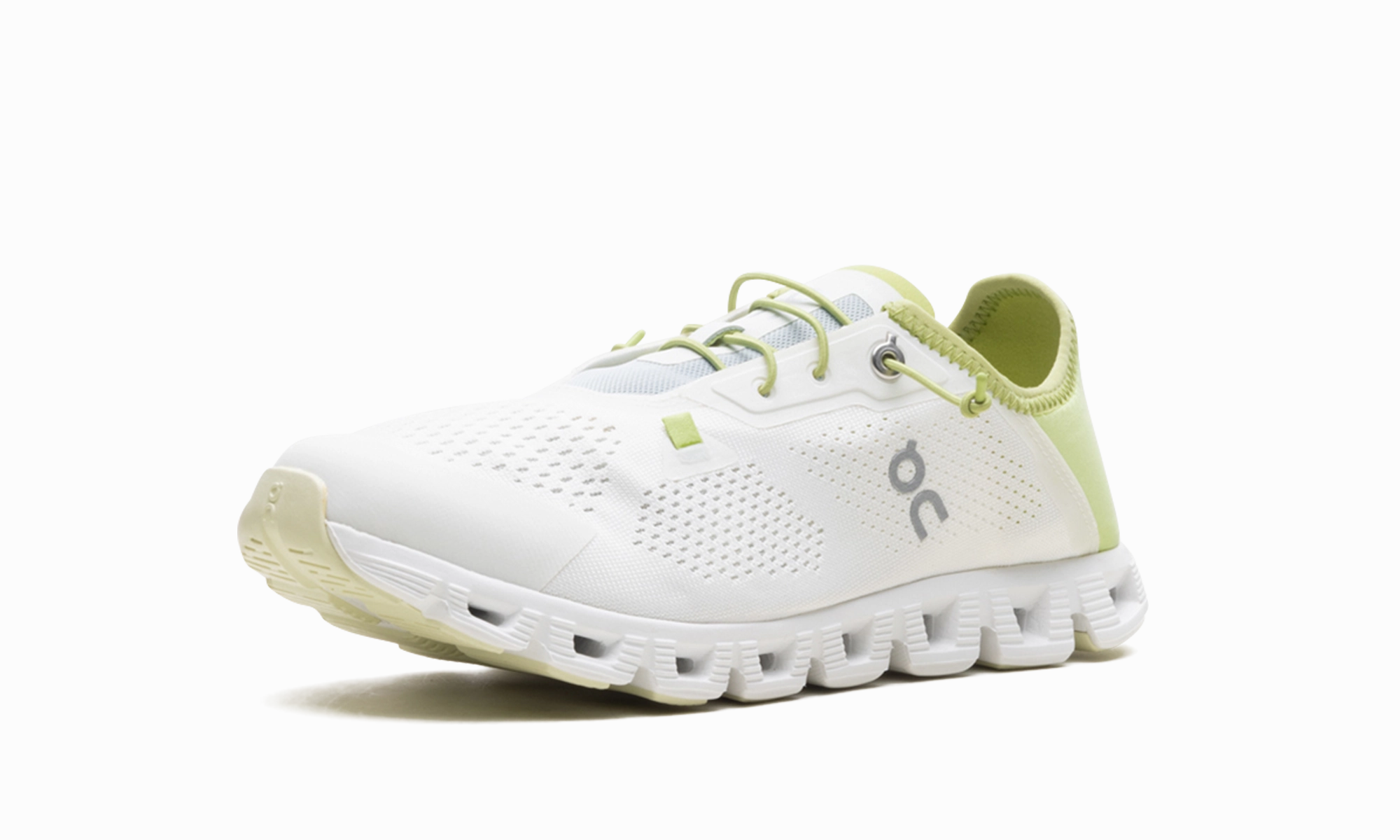 Cloud 5 WMNS "Ivory Acacia" running with a phone