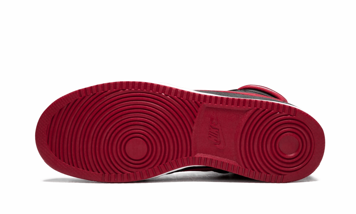 Full Flexibility Air Jordan 1 KO High OG "Bred"