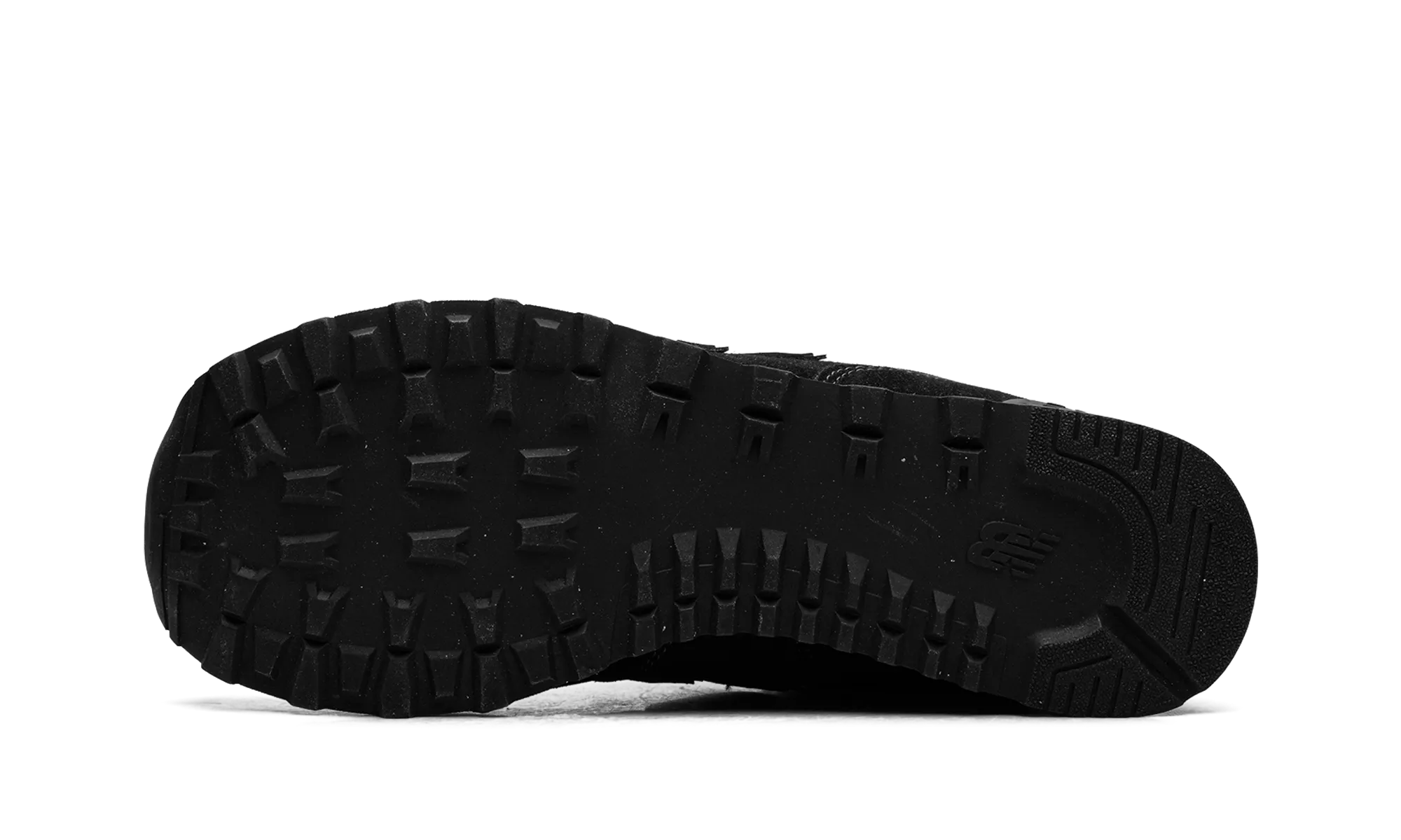 574 "Triple Black" promotion - themed running wear