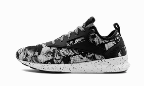 ZOKU RUNNER HH WMNS lateral - support - stability shoes