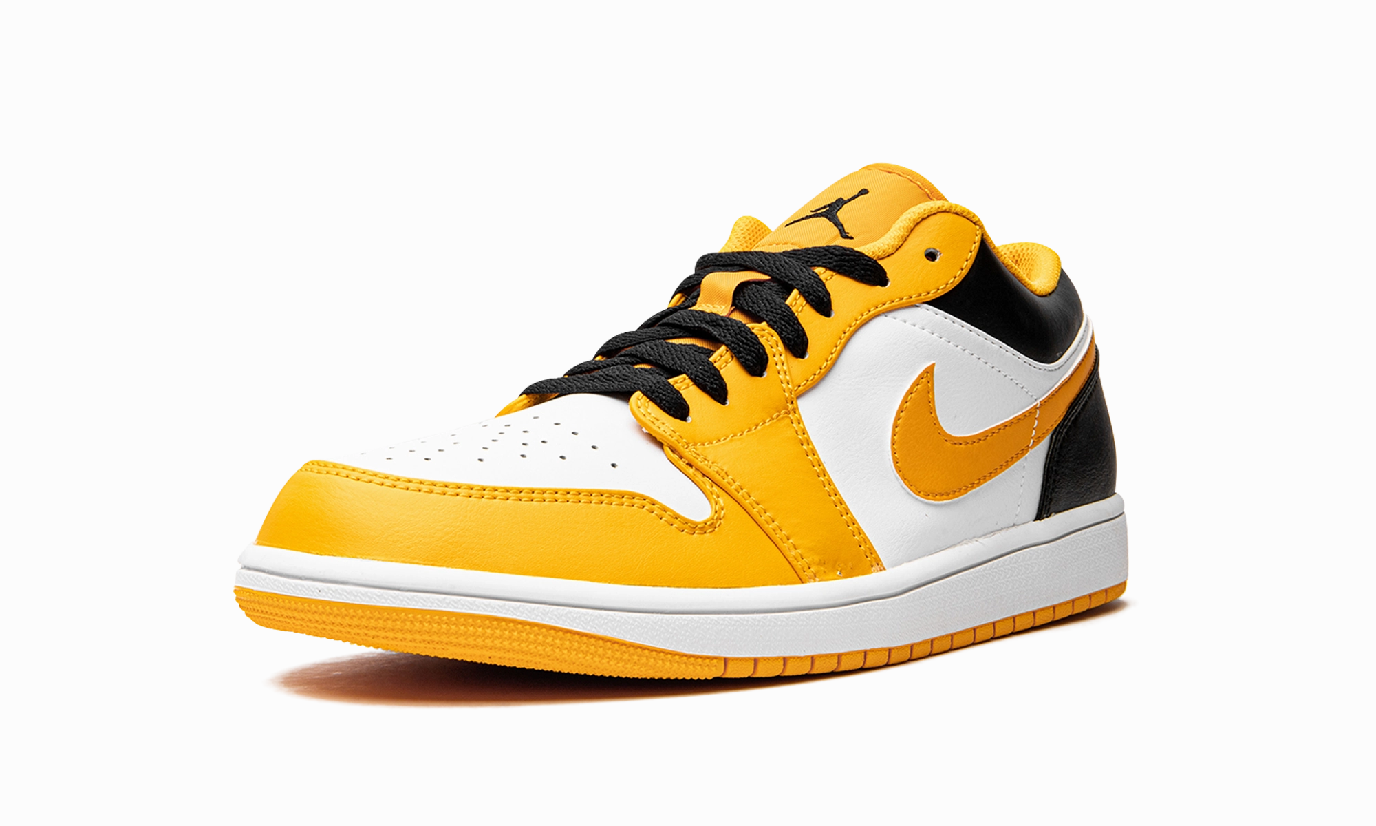 Air Jordan 1 Low "Taxi" Premium Comfort Casual Outfit