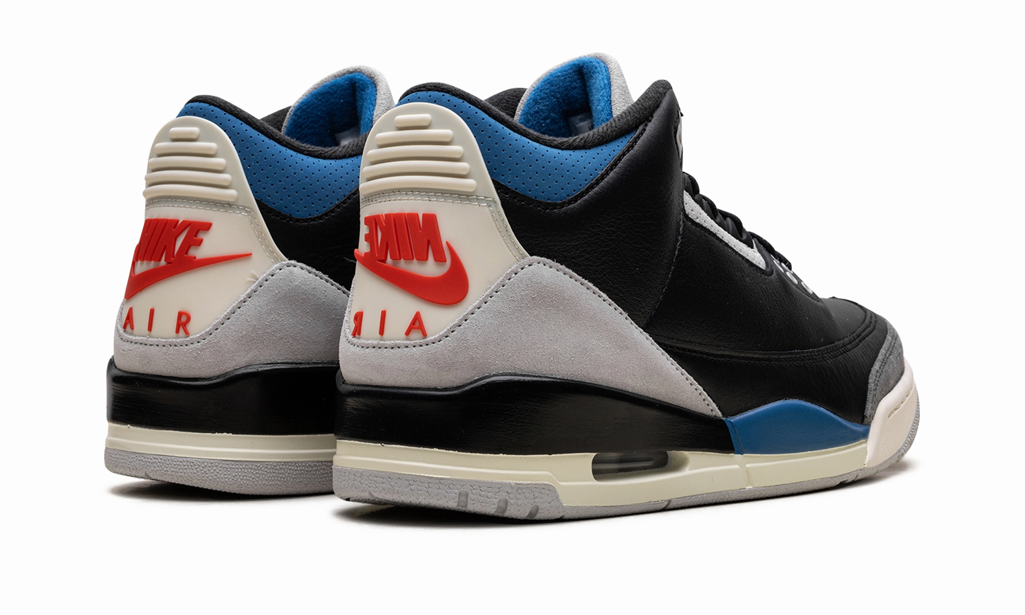 Comfort Motion Air Jordan 3 "Rare Air"