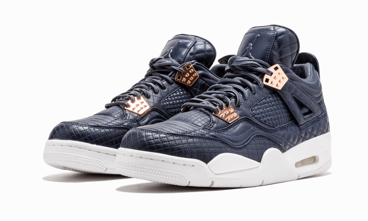 Style Play City Stroll Air Jordan 4 Retro Premium "Obsidian"