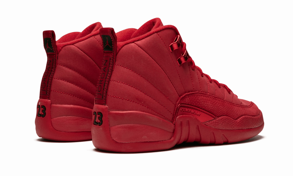 mountain - running teenagers Air Jordan 12 Retro GS "Gym Red"