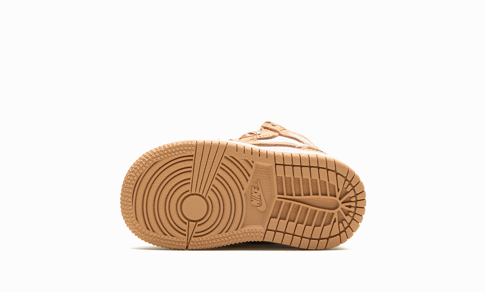 Walking Vibe Chill Walks Air Jordan 1 Retro High OG TD "Praline"