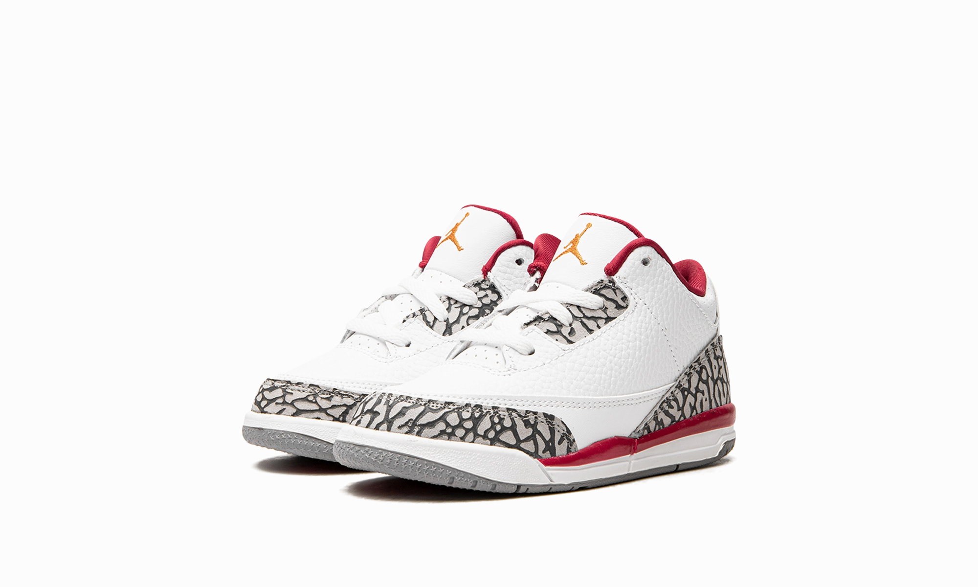 Air Jordan 3 TD "Cardinal" Slip-resistant support