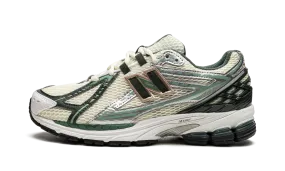 Heat Hike 1906R "Aim Leon Dore- Jade"