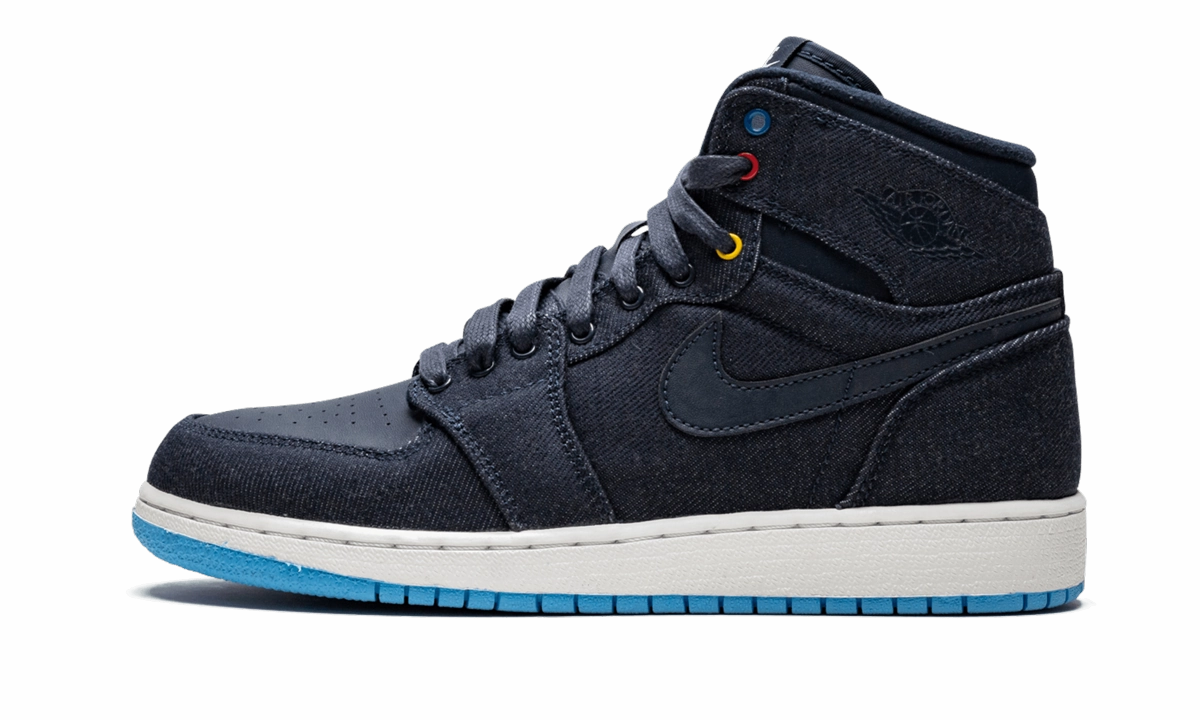 Air Jordan 1 Retro High GS "Family Forever" Subtle Detail Multi-functional materials