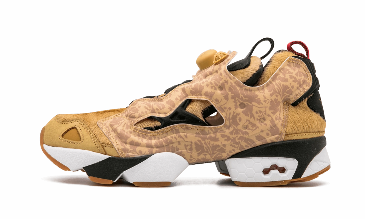 Instapump Fury LE SBTG "FELINE FURY" logo - embroidered shoes Breathable - mesh