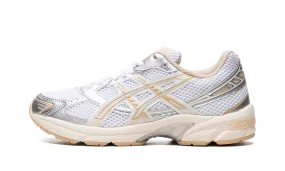 GEL-1130 WMNS "Silver Dune" Track and field