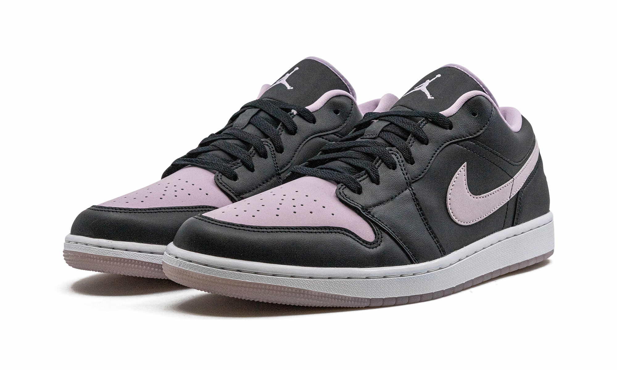 Urban Adventure Jordan 1 Low SE "Iced Lilac"