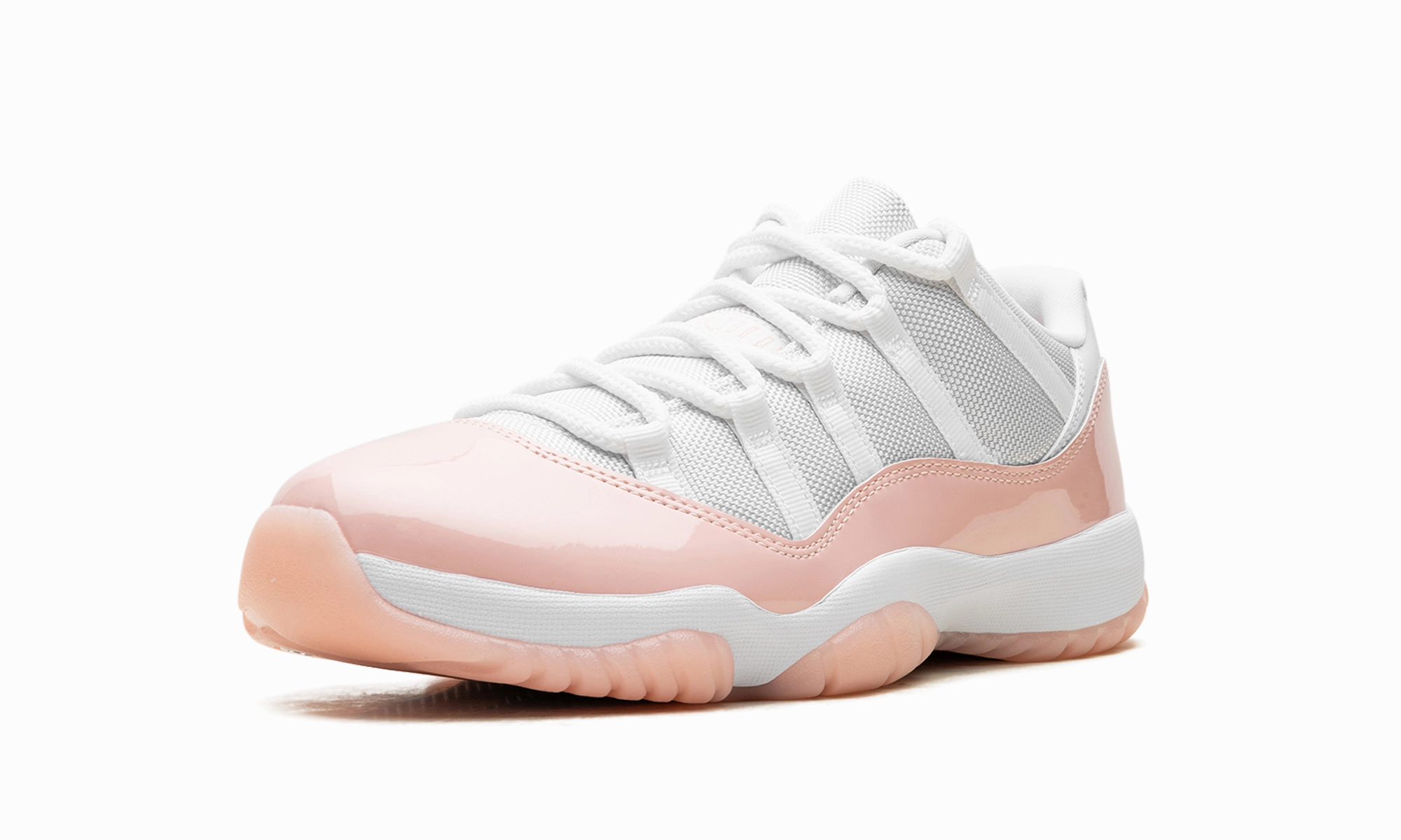full - size soccer shoes Air Jordan 11 Low WMNS "Legend Pink"