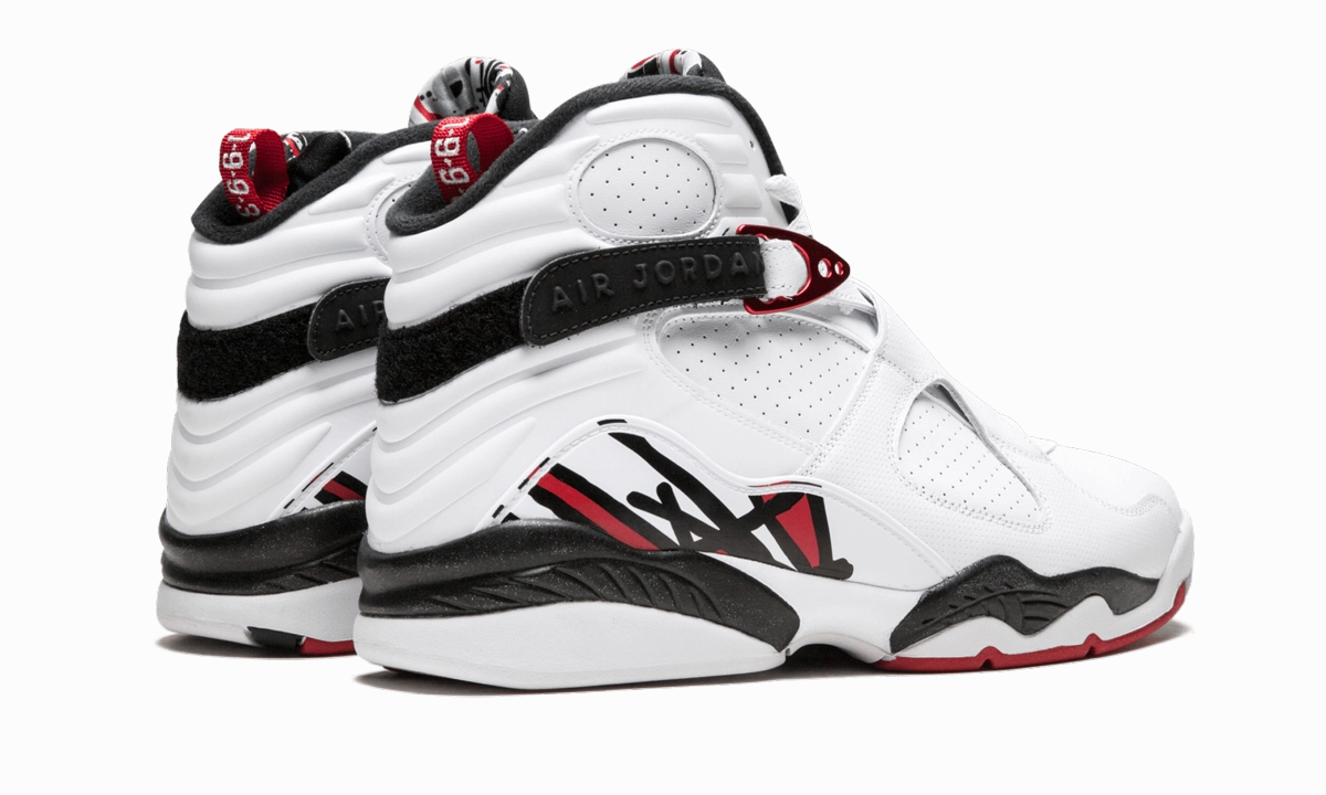 lunch - time runs American football shoes Air Jordan 8 Retro "Alternate"