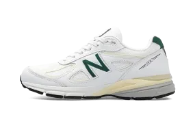 990V4 "Made in the USA - White / Green" upcycled - material - feature shoes