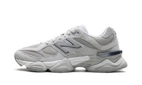 attention - to - detail book - themed running gear 9060 "Silver Metallic Grey"