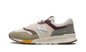 vamp energy - returning - midsole - feature shoes 997H WMNS "Moonbeam / True Camo"