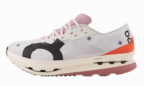 running in a park trail Amateur activity Cloudboom Echo 3 WMNS "White Flame"