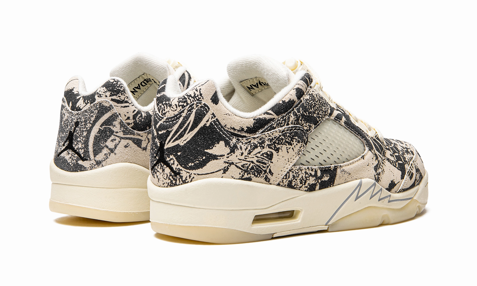 AIR JORDAN 5 LO WMNS "Expression" responsive sole shoes