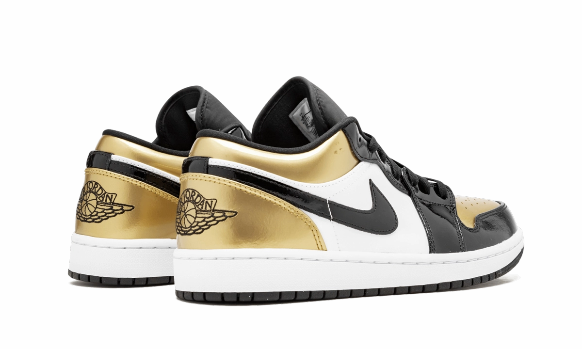 athletic chic Air Jordan 1 Low "Gold Toe"