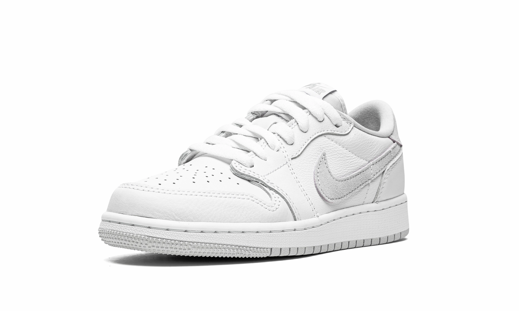 Effortless support Supportive grip Air Jordan 1 Low OG GS "Neutral Grey"