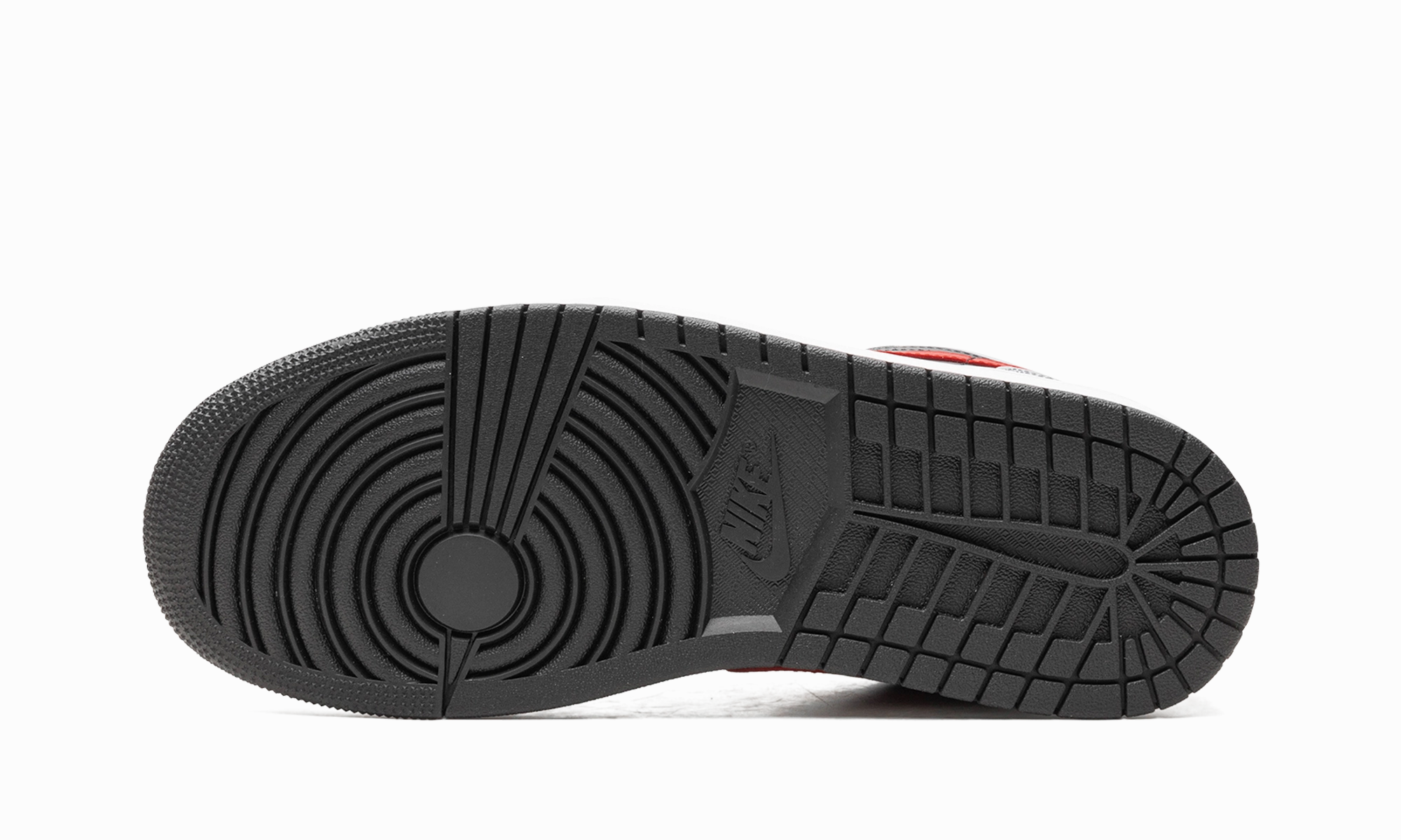 AIR JORDAN 1 WMNS "Cement Fire Red" Street Grip