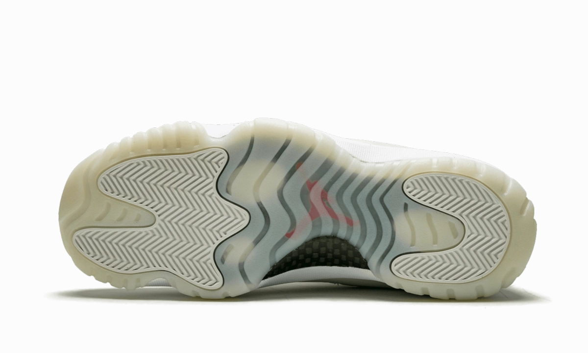 Air Jordan 11 Retro "Platinum Tint" perforated - upper shoes Crocs Classic