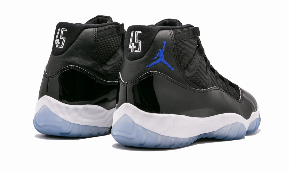 weekend - run water - repellent - upper - feature shoes Air Jordan 11 Retro "Space Jam 2016 Release"