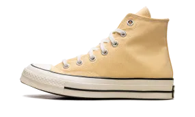 Chuck 70 High "Sunny Oasis" Streetwear Look