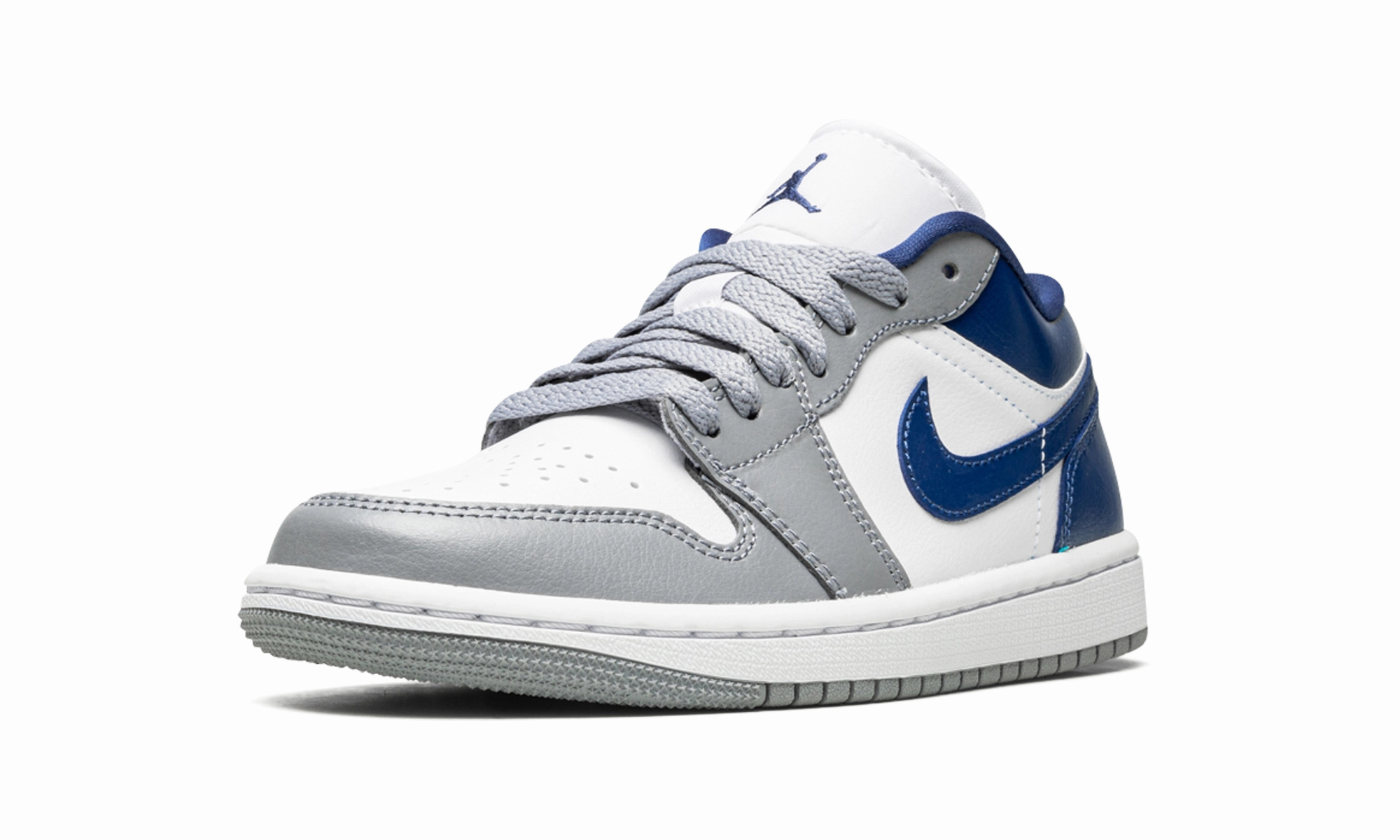 Air Jordan 1 Low WMNS "Stealth / French Blue" Balanced Design Smooth Texture