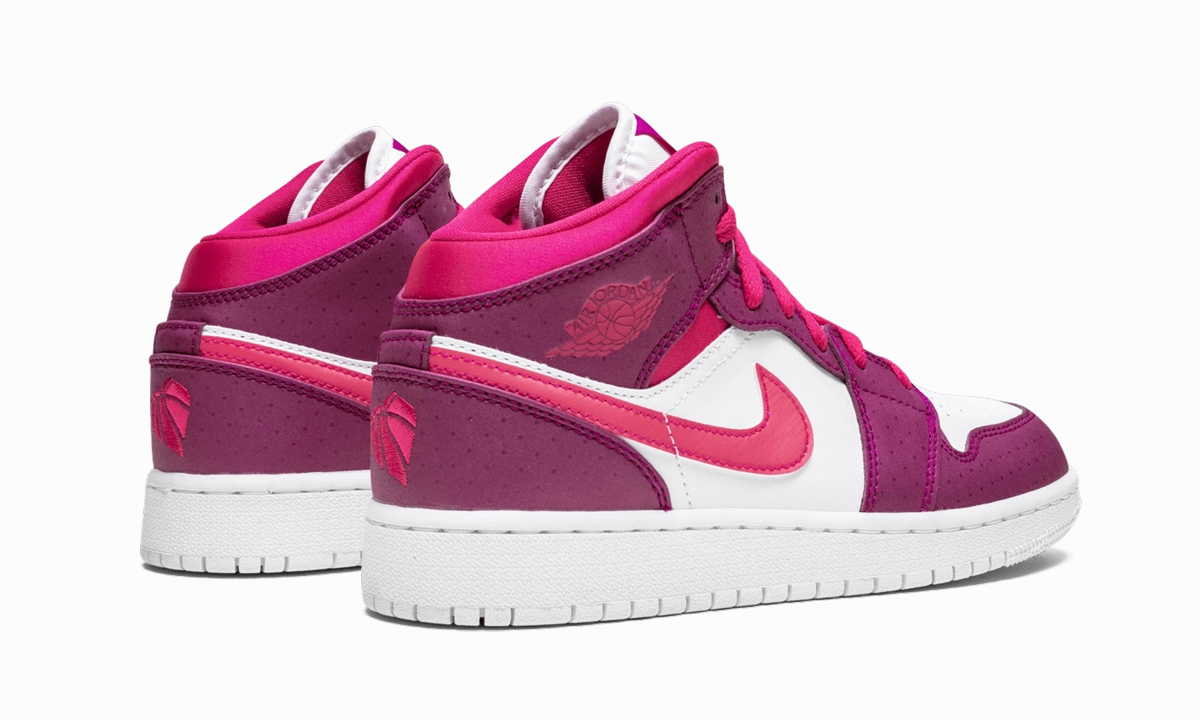 Air Jordan 1 Mid GS "True Berry" Move Free