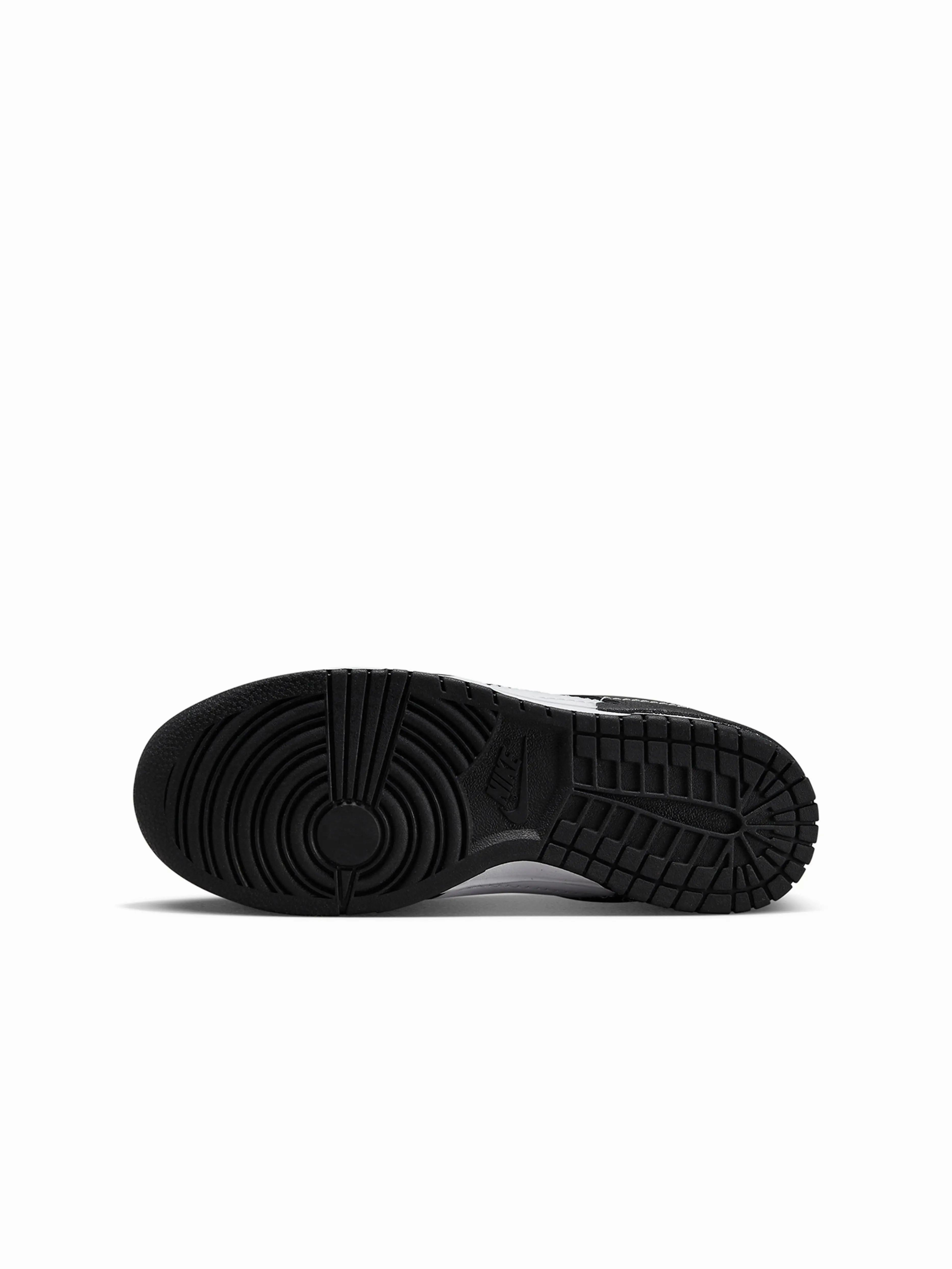Bluetooth - Enabled all - terrain - suitability shoes Nike Dunk Low Disrupt 2 Panda (W)