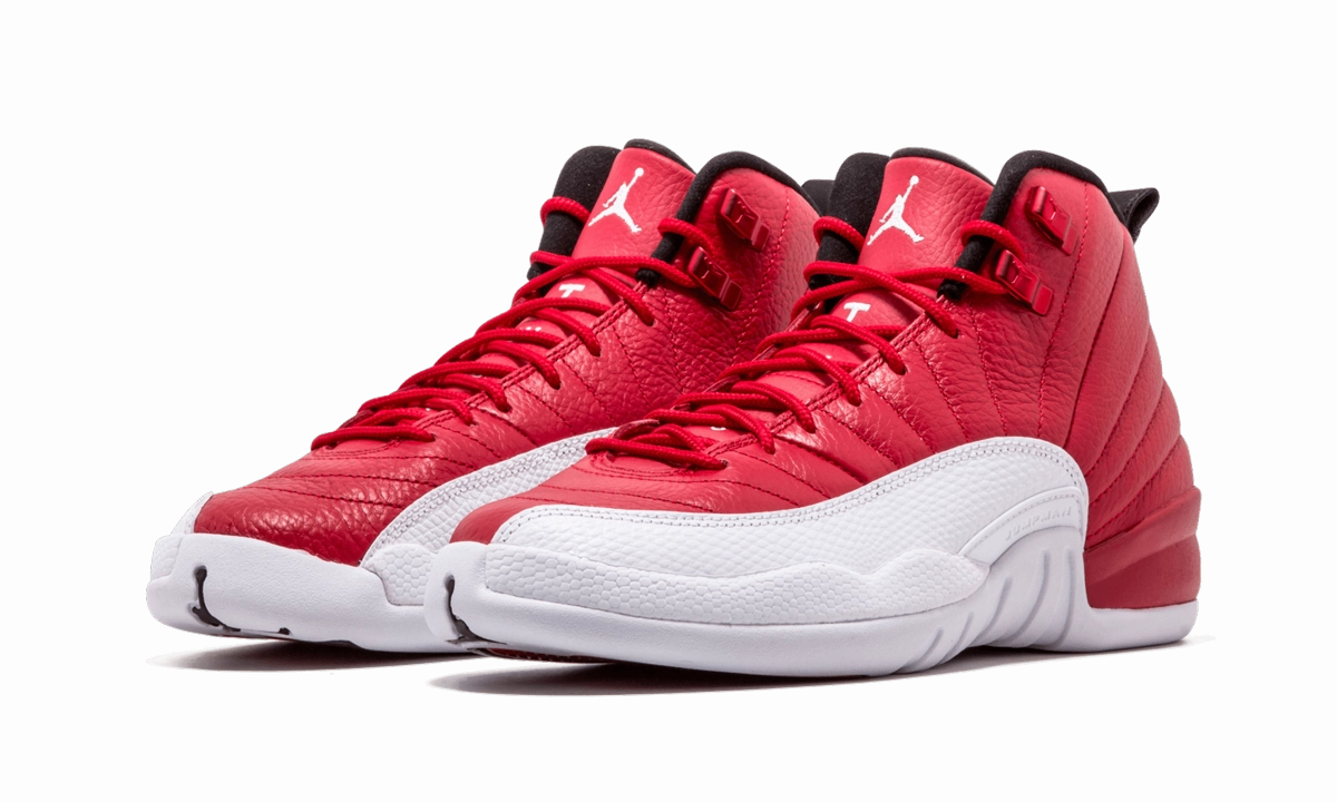 Air Jordan 12 Retro GS "Gym Red" traction - enhanced running gear