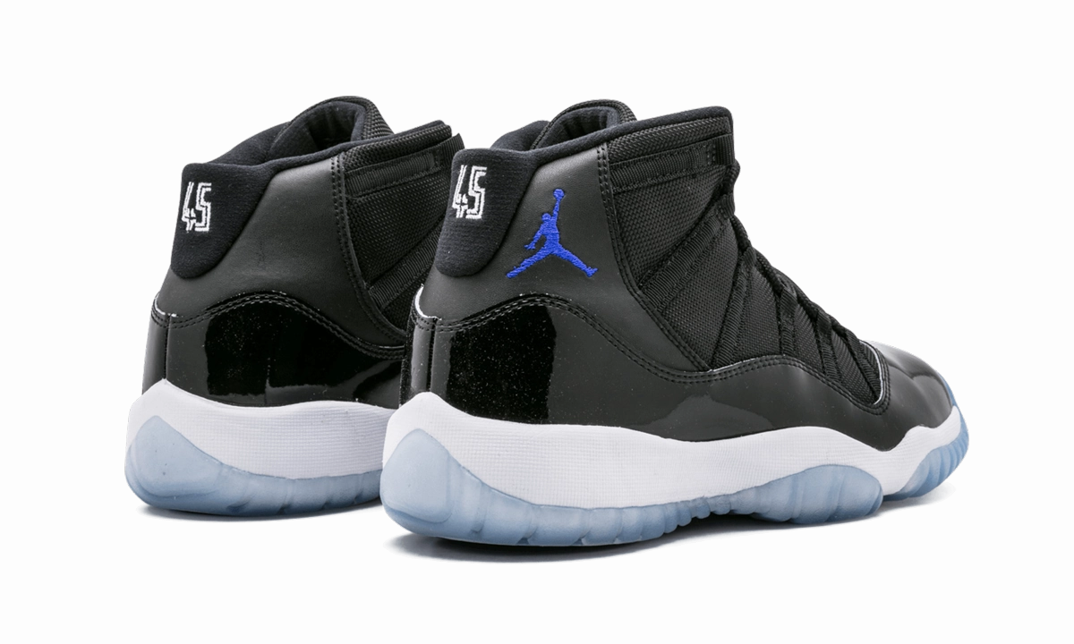 Cloudy Weather Running Air Jordan 11 Retro GS "2016 Space Jam"