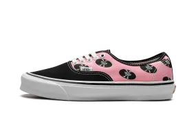 Vault Authentic LX "Wacko Maria" Foot Hug Trip Pic