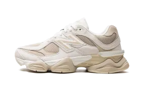 9060 "Beige White" concrete shoes