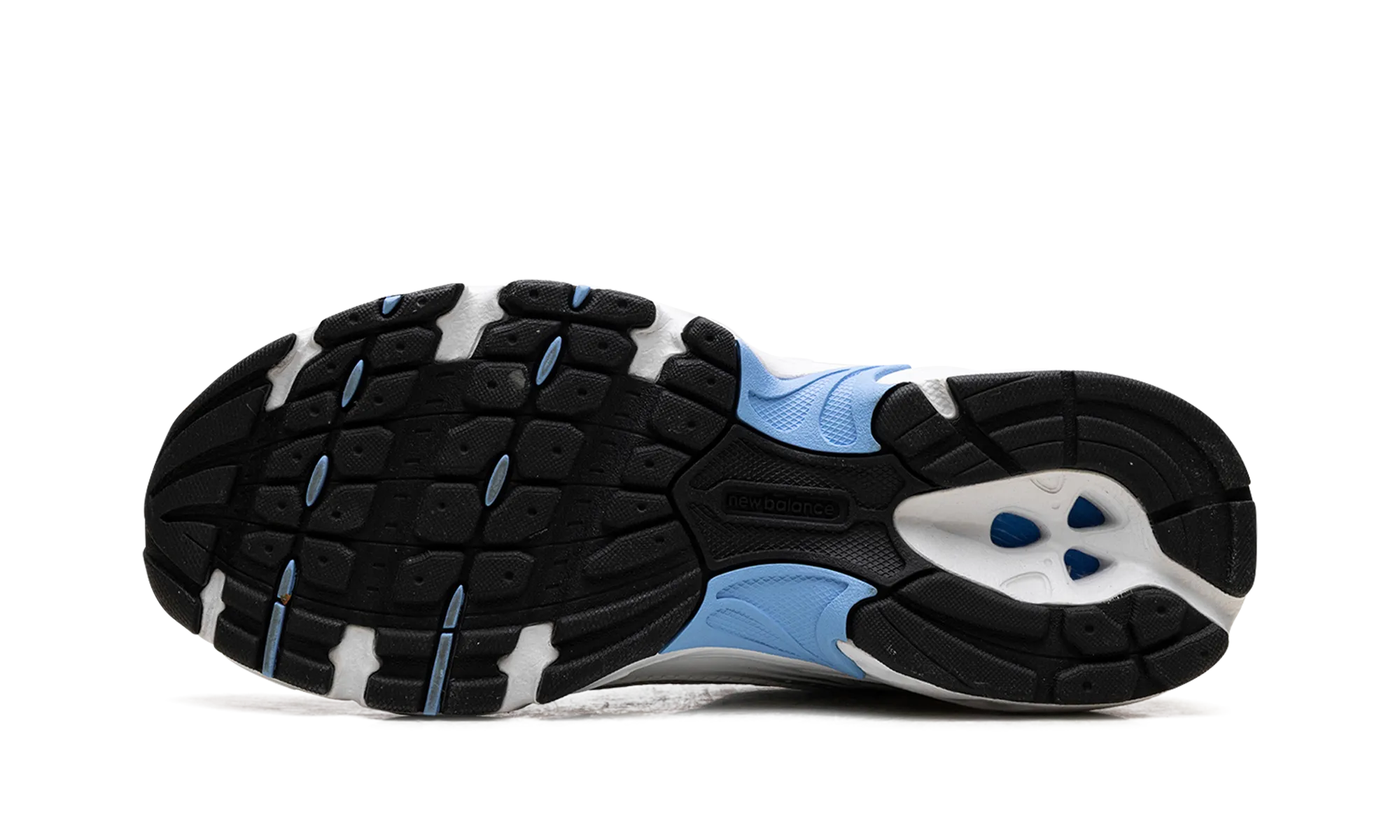 Meadow Hike 530 "White Carolina Blue"