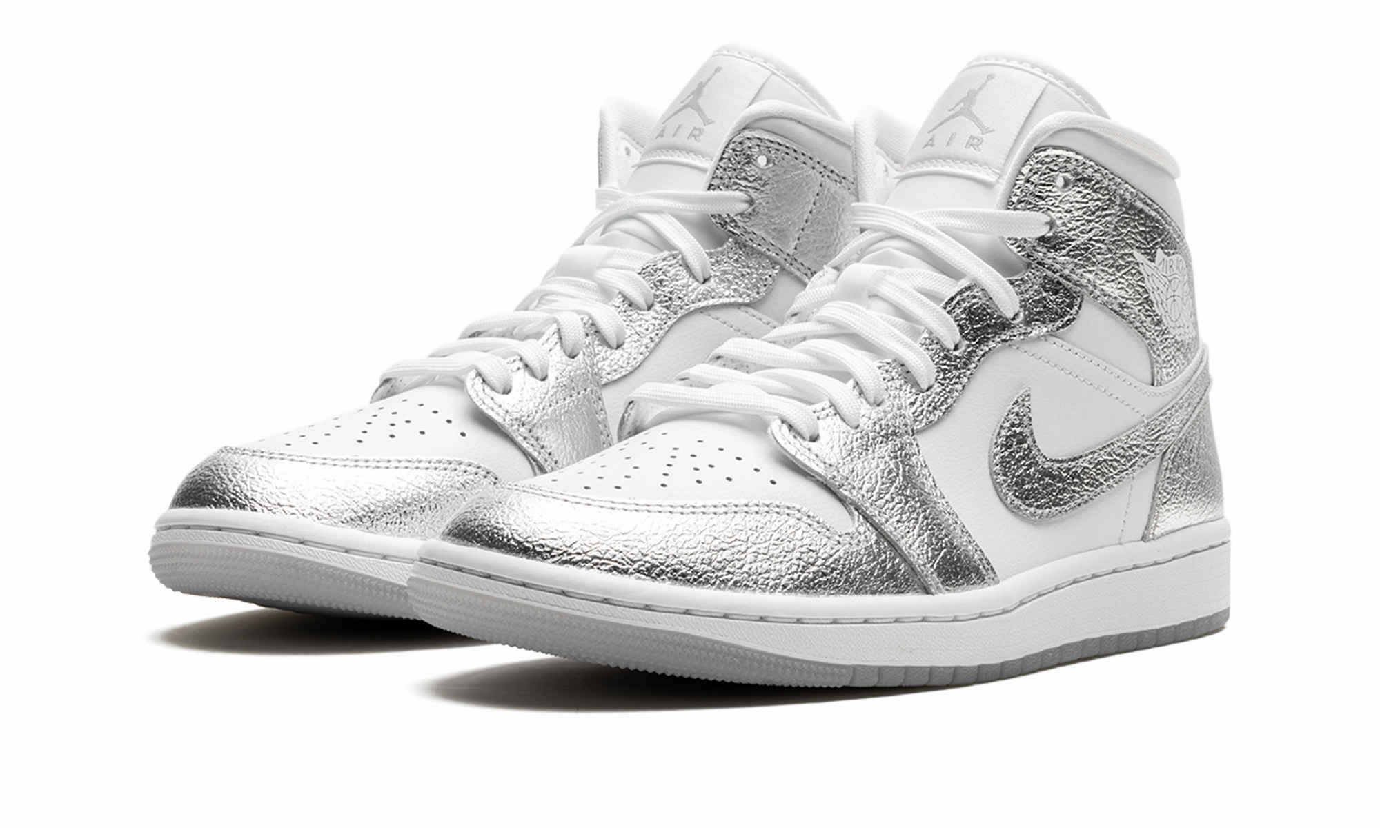 Air Jordan 1 Mid SE WMNS "Metallic Silver" Bold Look Vibrant Design