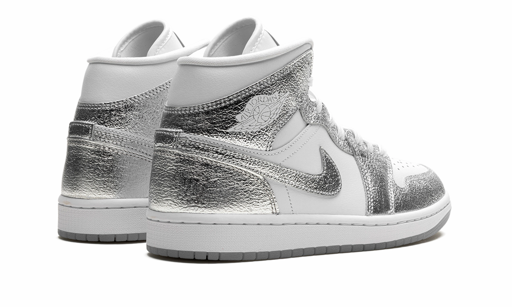 Air Jordan 1 Mid SE WMNS "Metallic Silver" Long distance