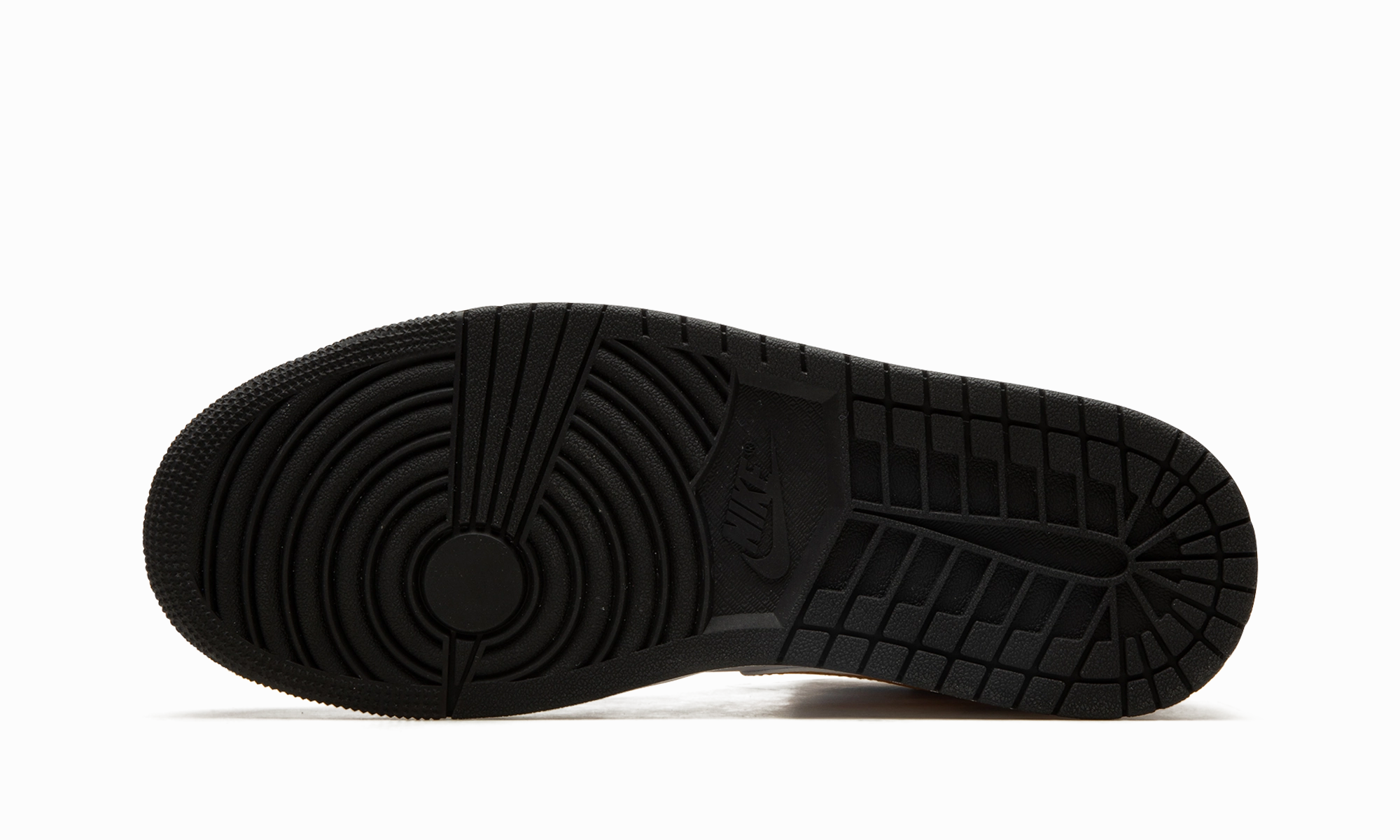 Air Jordan 1 Mid "Lakers" Outsole Traction Fashion Appeal