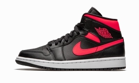 AIR JORDAN 1 MID WMNS "Siren Red" Street Style