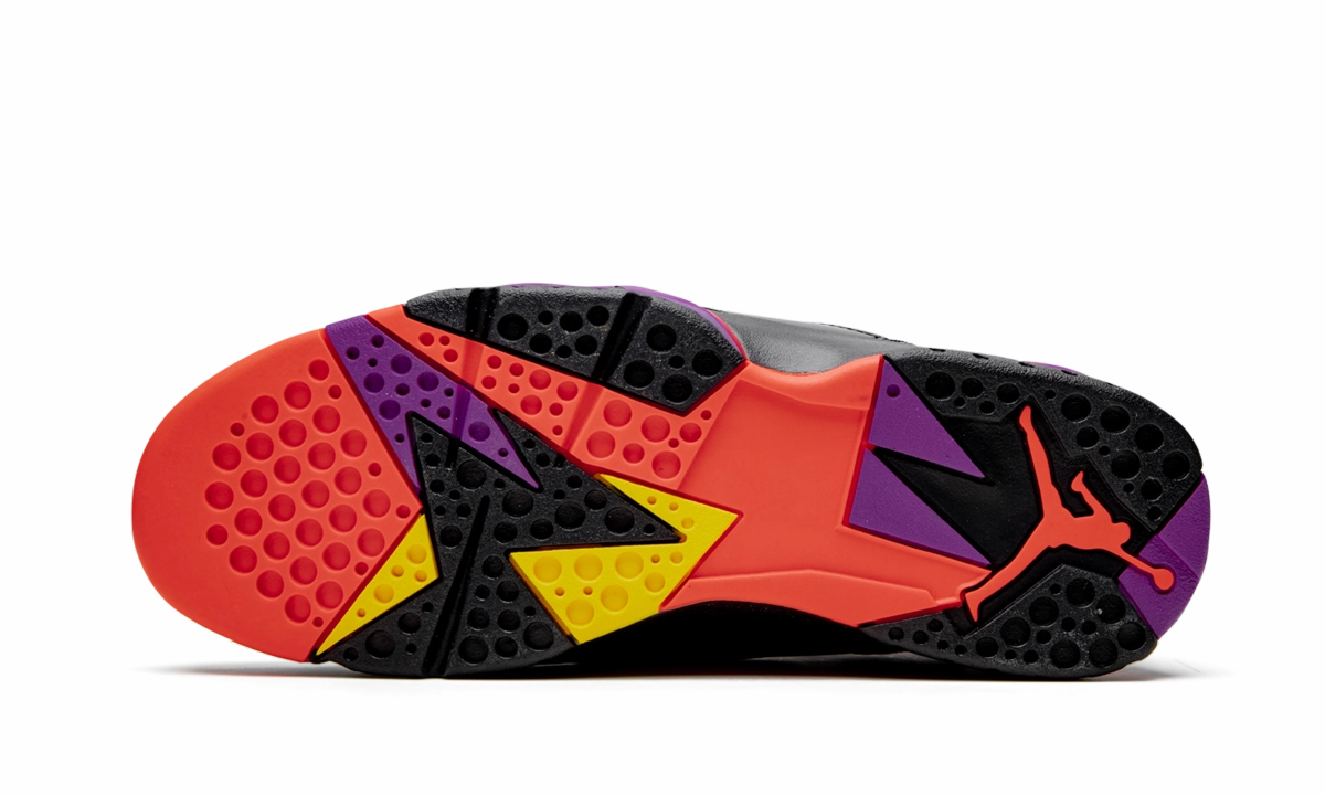 flexible insole shoes recreational runner AIR JORDAN 7 WMNS "Black Patent Leather"