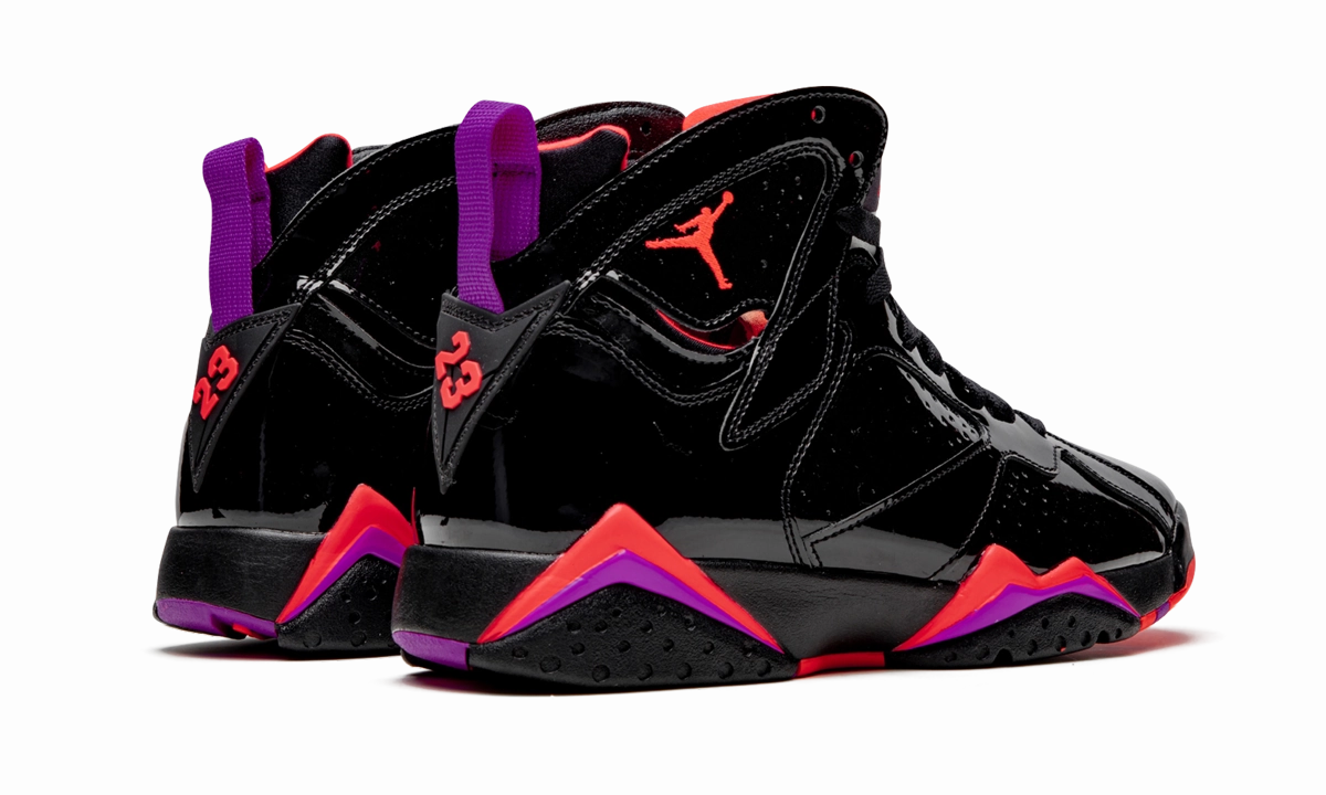 AIR JORDAN 7 WMNS "Black Patent Leather" sports shoe gear reinforced - heel - area shoes