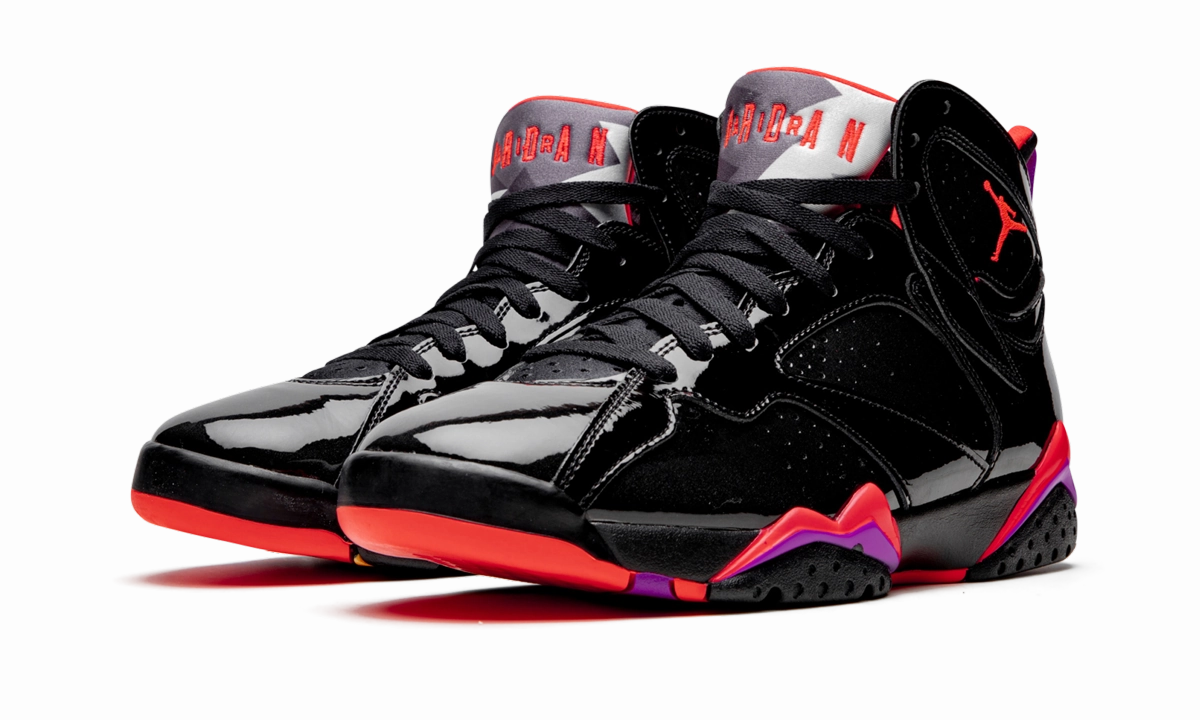 Walker lightweight design shoes AIR JORDAN 7 WMNS "Black Patent Leather"