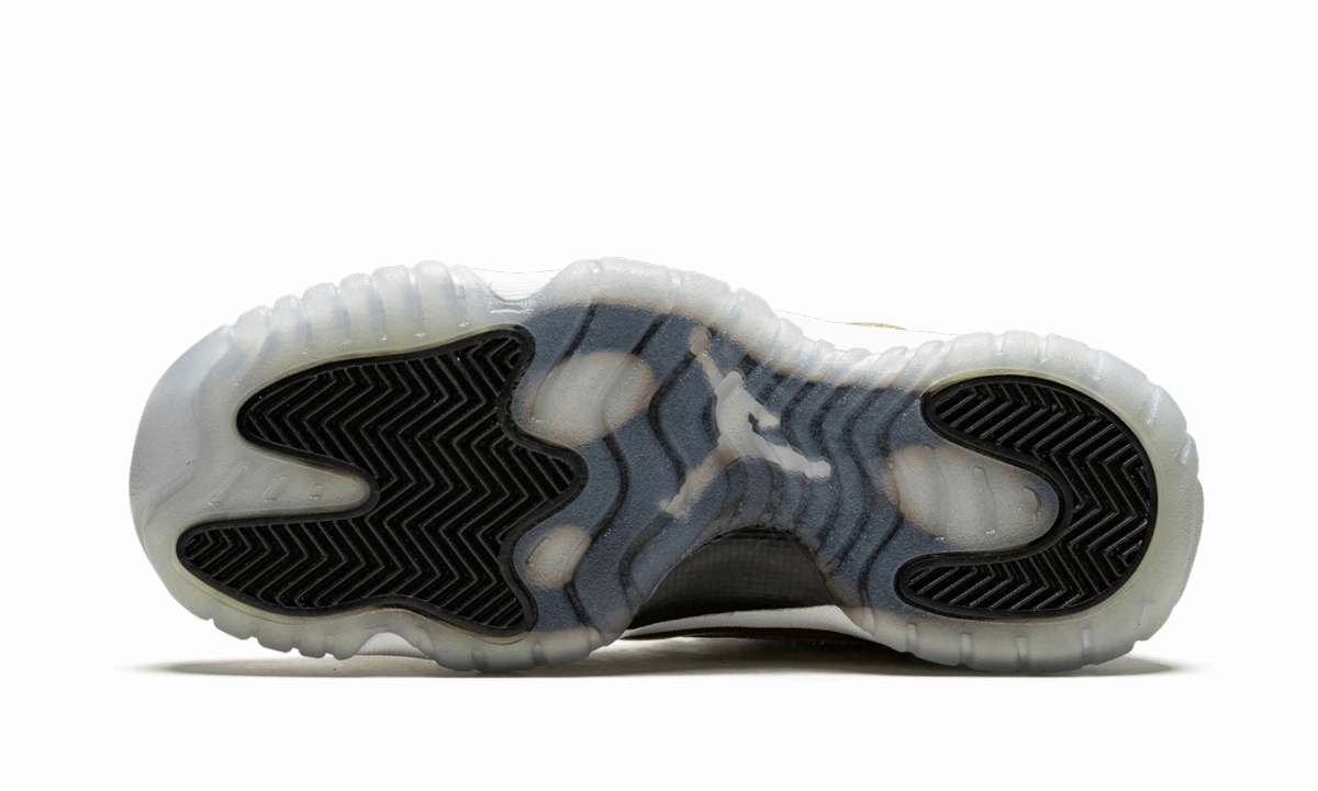 Air Jordan 11 Retro Low GS "Closing Ceremony" bead - embellished - design shoes