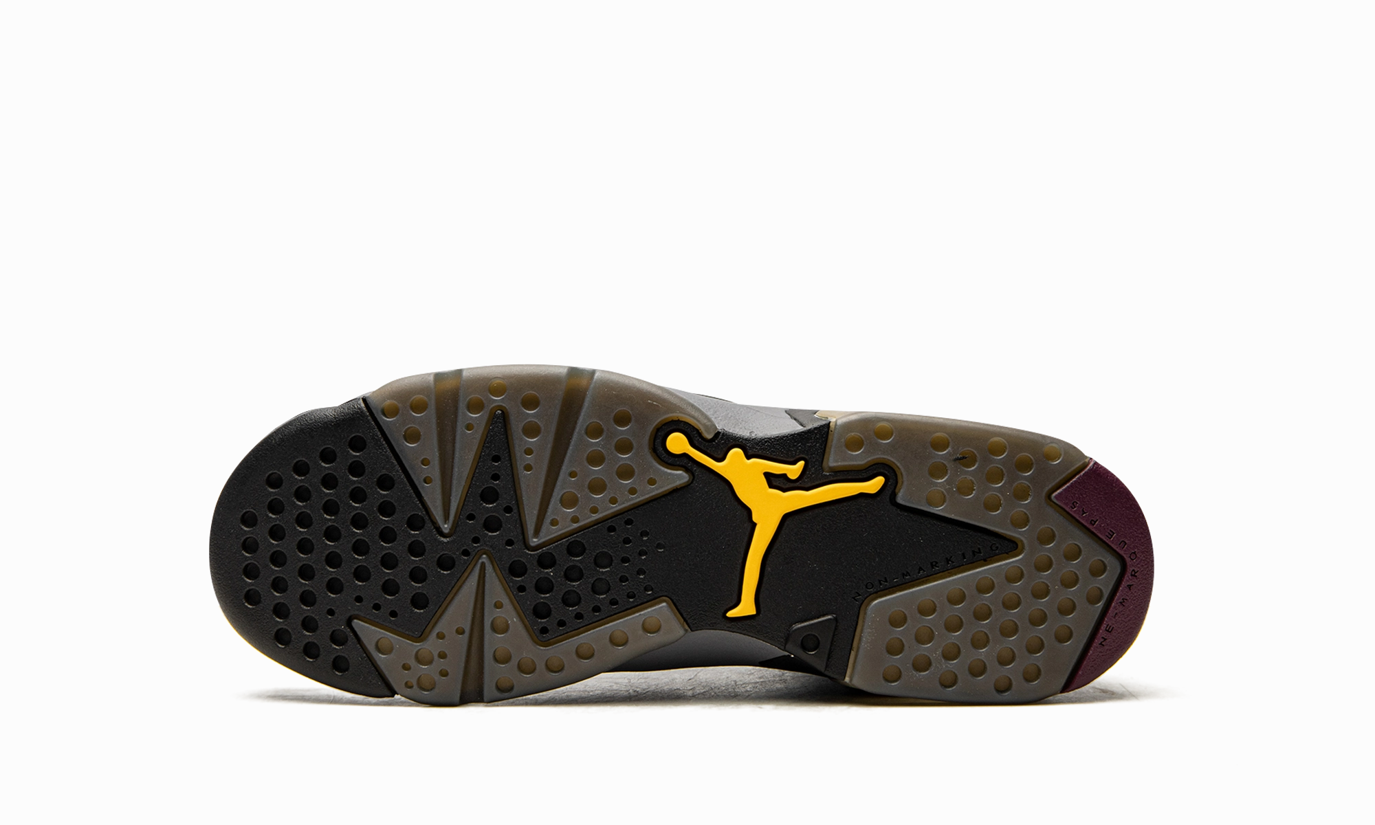 Air Jordan 6 Retro GS "Bordeaux" Minimalist Style forefoot