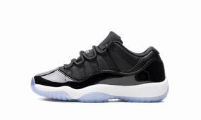 Traction pattern gel - filled - feature shoes Air Jordan 11 GS "Space Jam"