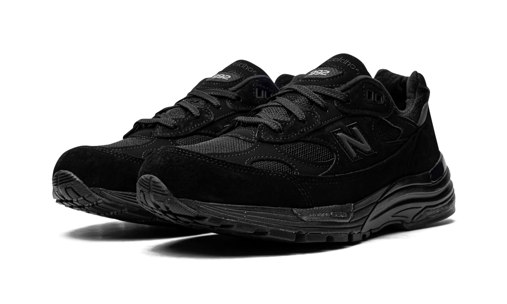 track - running 992 "Triple Black"