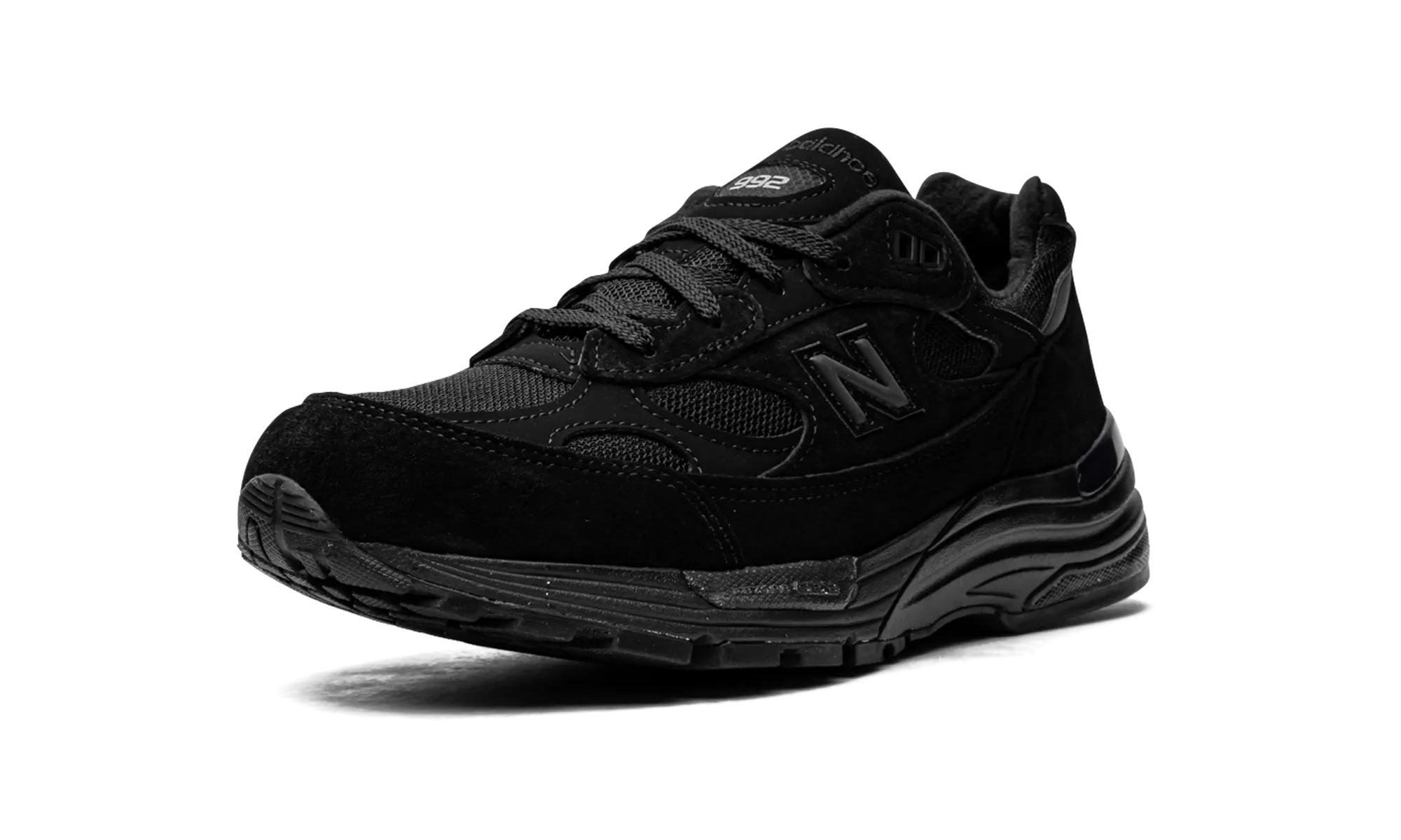 running in a ultramarathon shoes 992 "Triple Black"