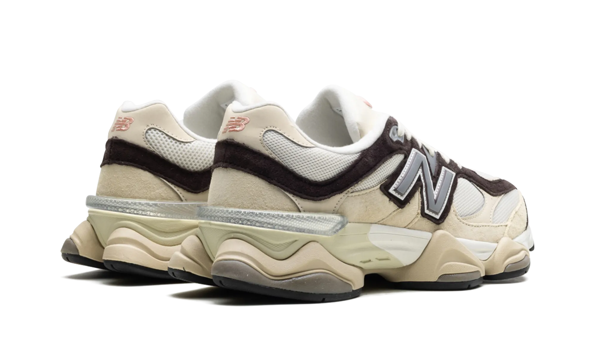 9060 "Emerging Brown" rubber shoes intense