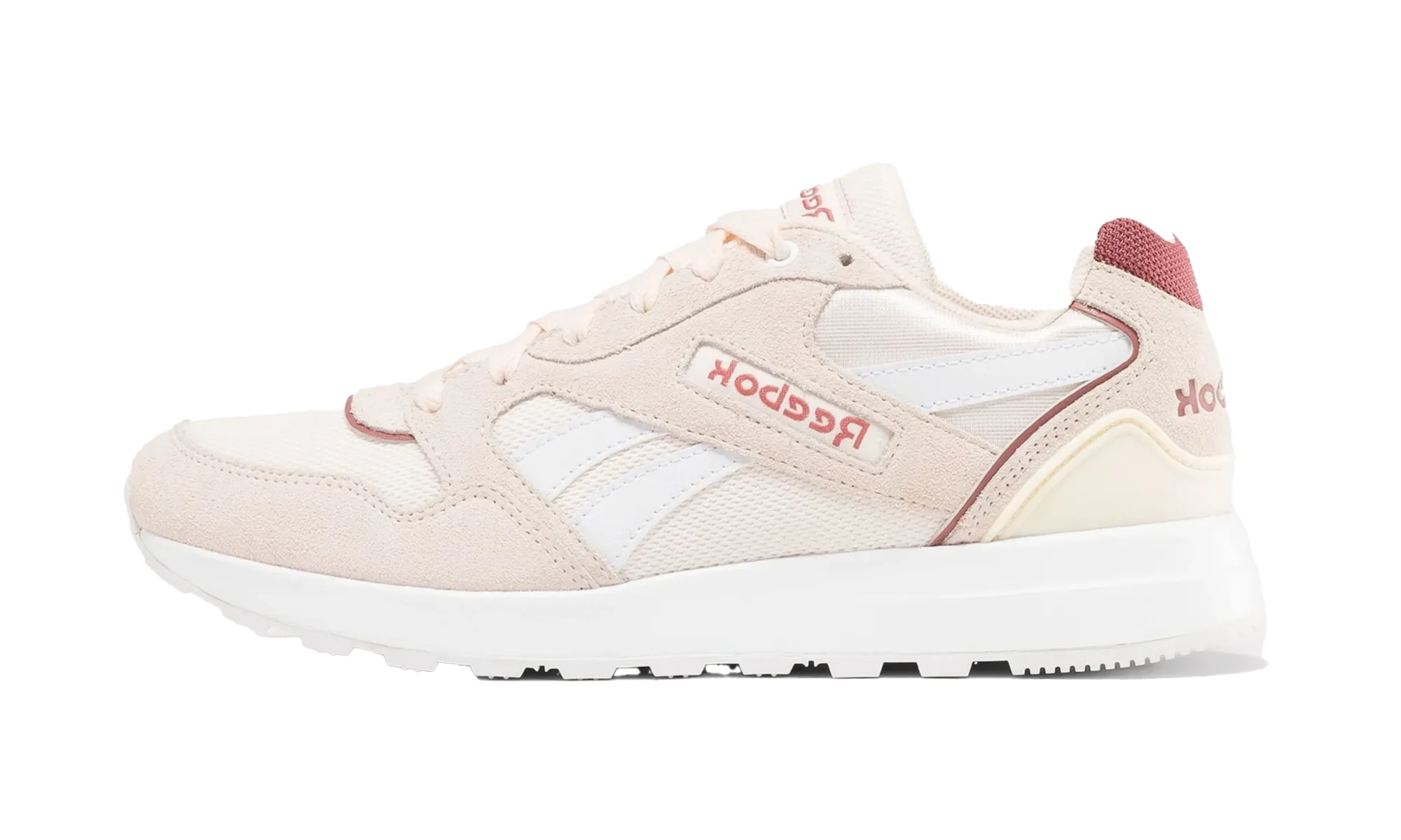 Gl1000 WMNS "Pink" running with a carbon fiber plate core - training